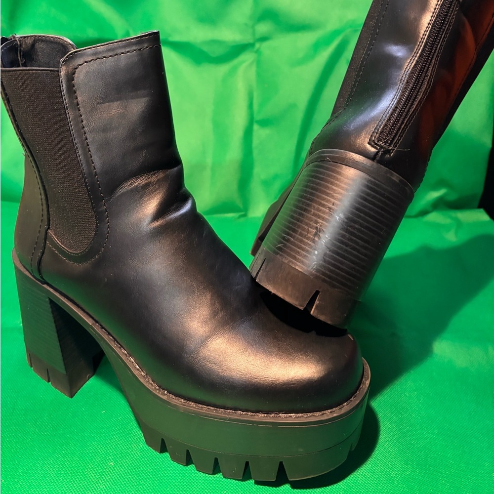 Steve Madden